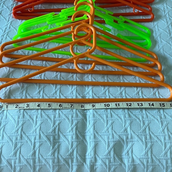 Sturdy colorful hangers set of 13 - Picture 2 of 7